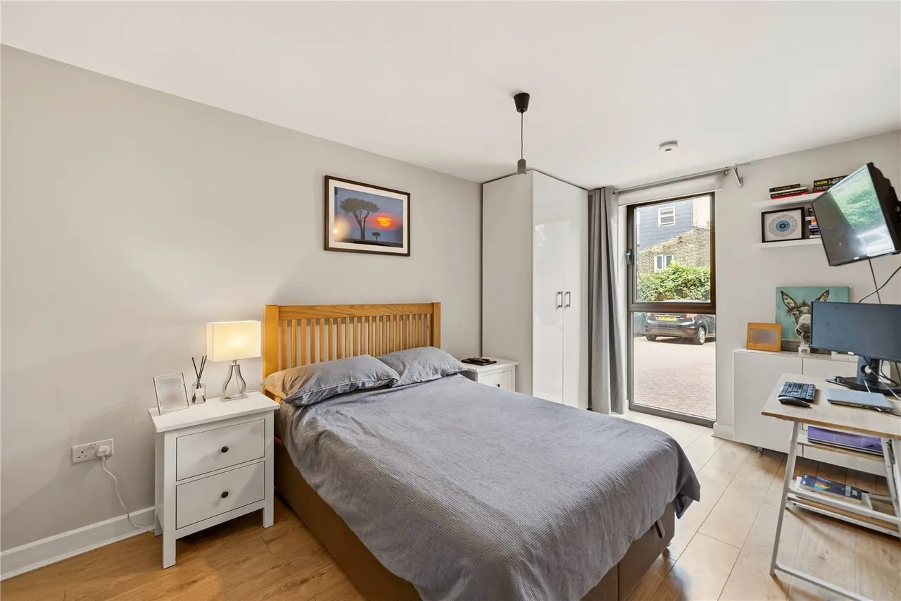 Petergate, London, SW11, photo 7