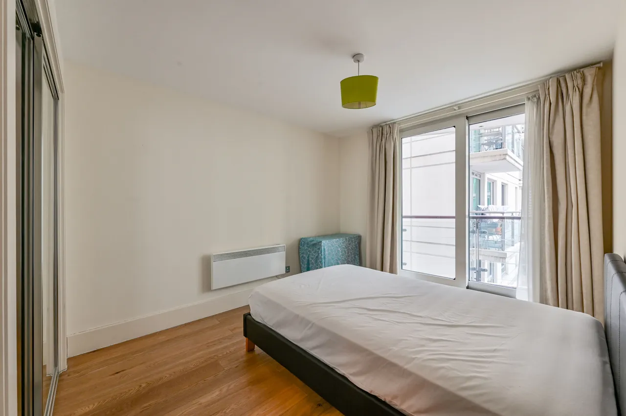 London, SW8, photo 5