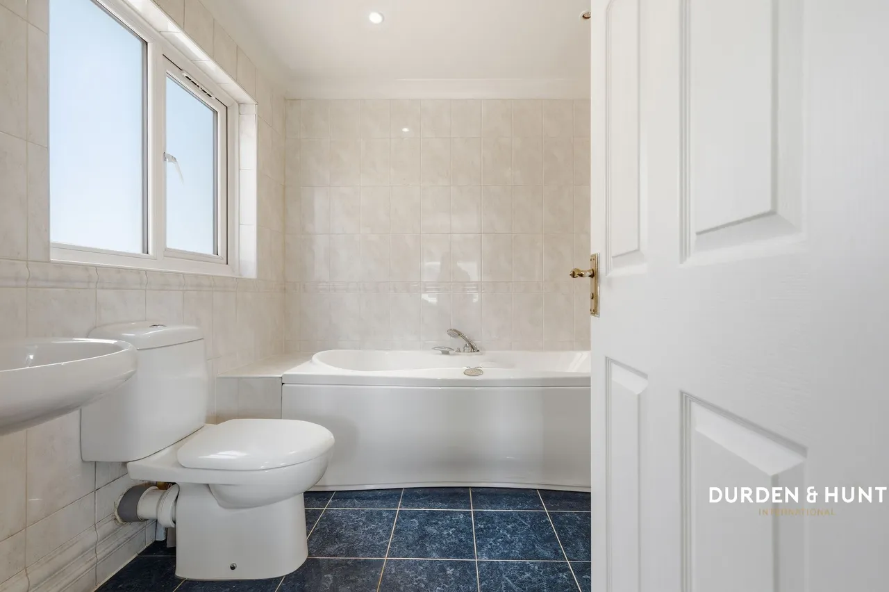 The Saltings, Benfleet, SS7, photo 16