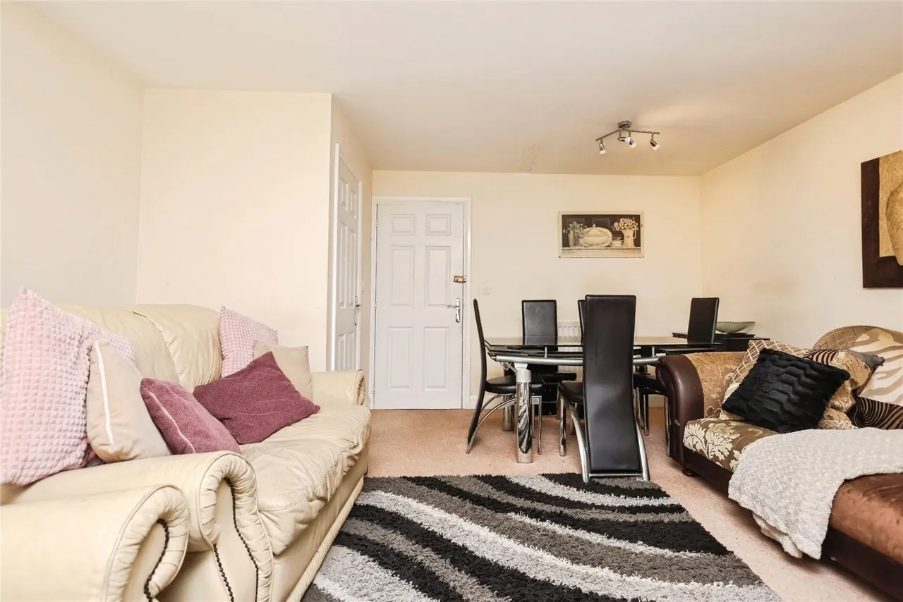 Bishops Close, Birmingham, B23, photo 2