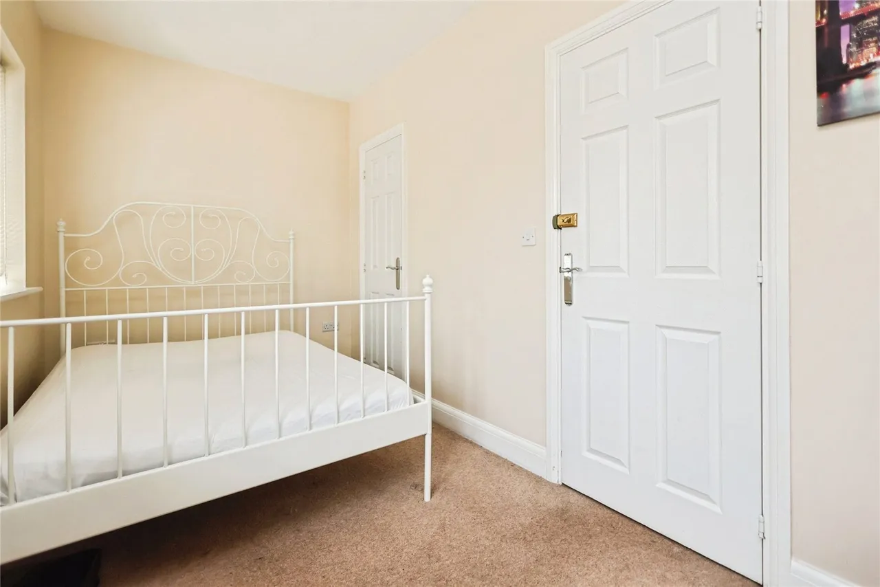 Bishops Close, Birmingham, B23, photo 14