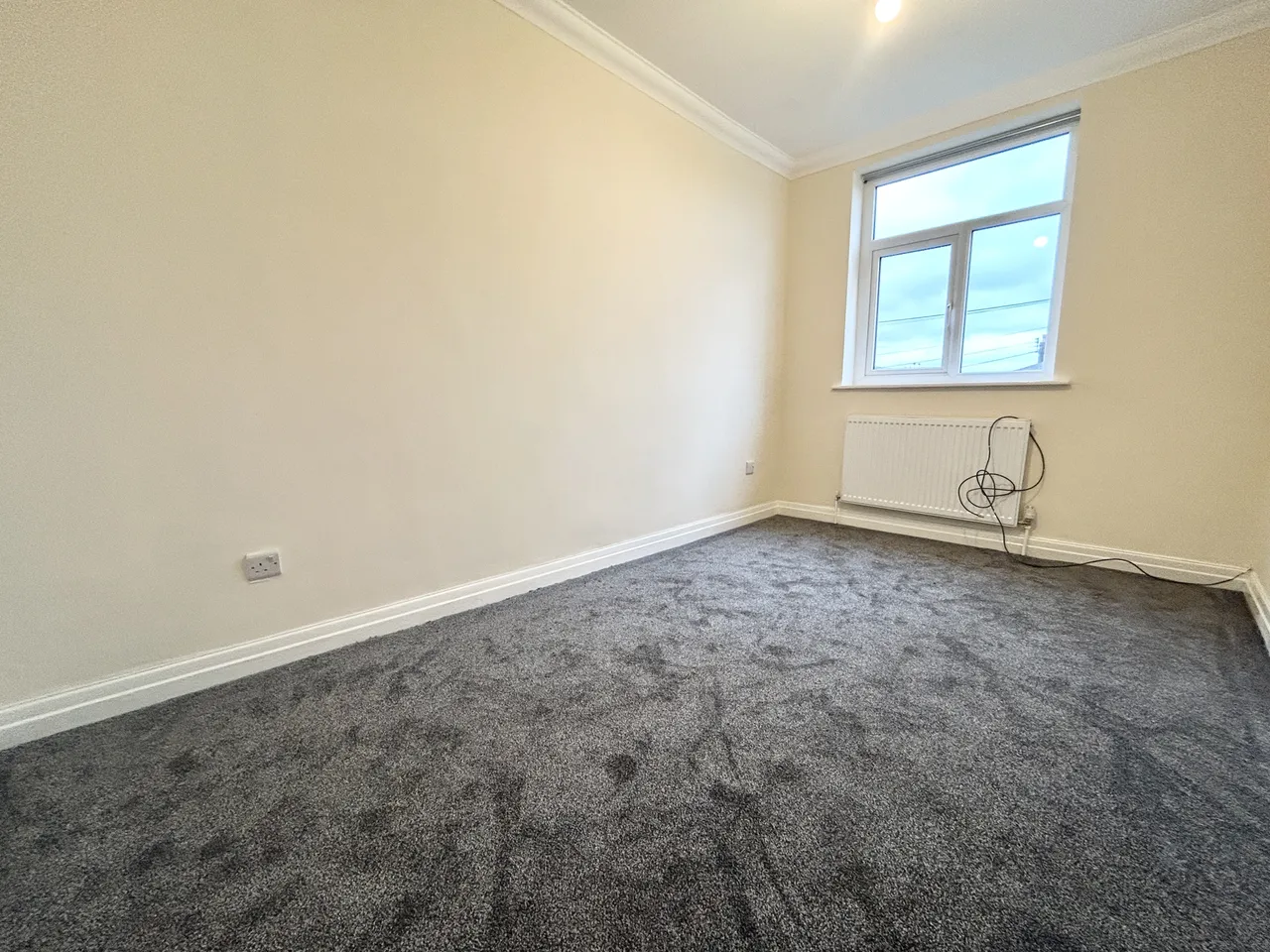 Manchester Road East, M38, photo 8