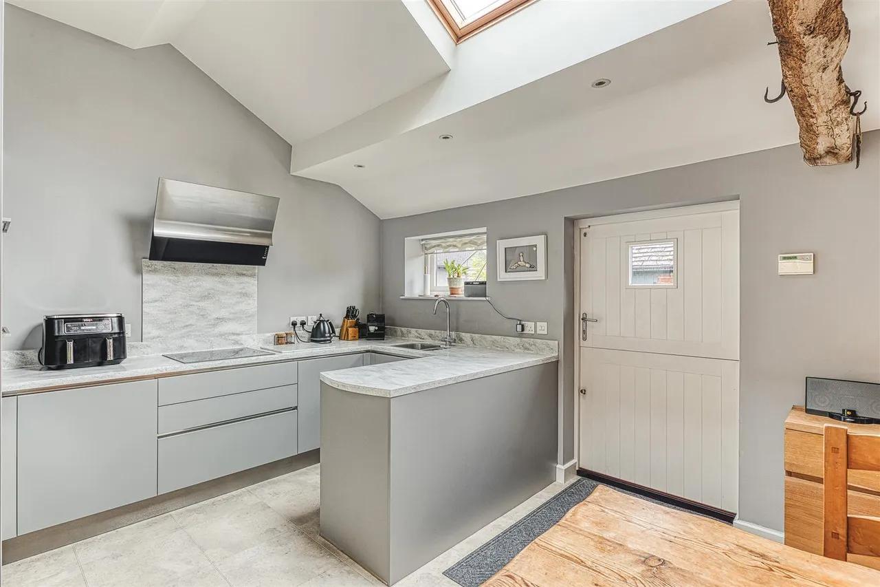 Main Street, Repton, photo 6