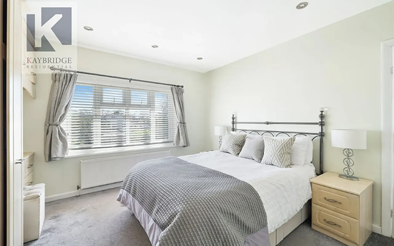 Waverley Road, Epsom, KT17, photo 8