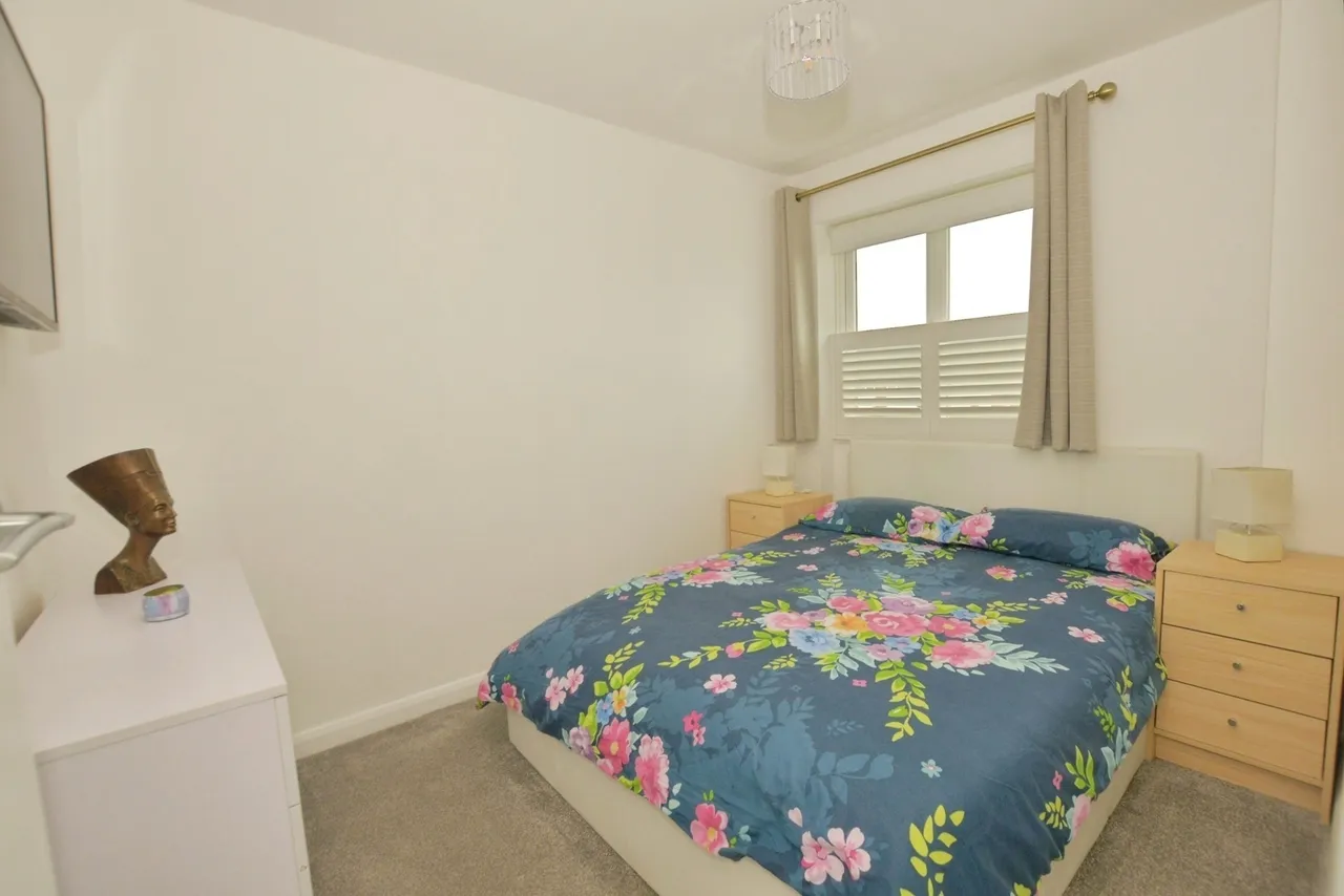 Beverley Gardens, Dymchurch, Romney Marsh, Kent, TN29, photo 9