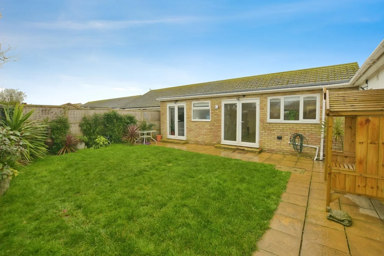 Beverley Gardens, Dymchurch, Romney Marsh, Kent, TN29, photo 13
