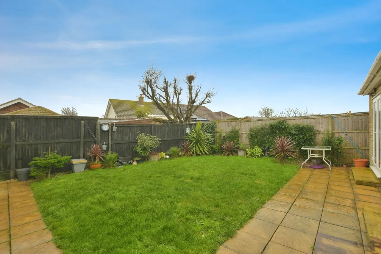 Beverley Gardens, Dymchurch, Romney Marsh, Kent, TN29, photo 14