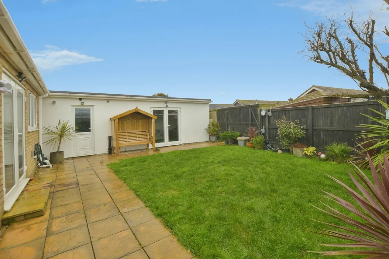 Beverley Gardens, Dymchurch, Romney Marsh, Kent, TN29, photo 12