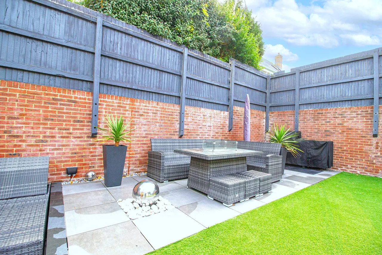 Kingsley Square, Fleet, GU51 1AH, photo 31