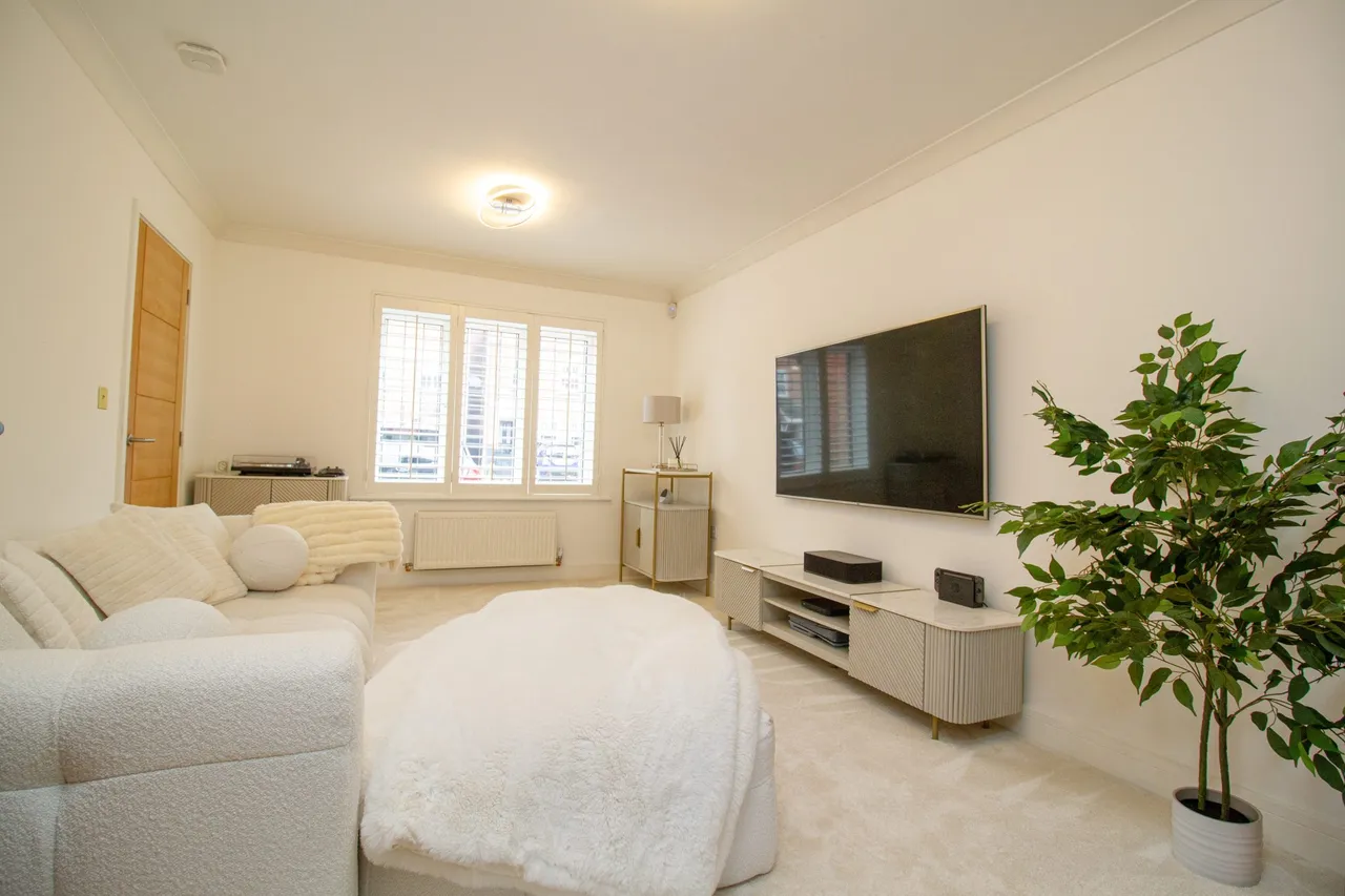 Kingsley Square, Fleet, GU51 1AH, photo 15