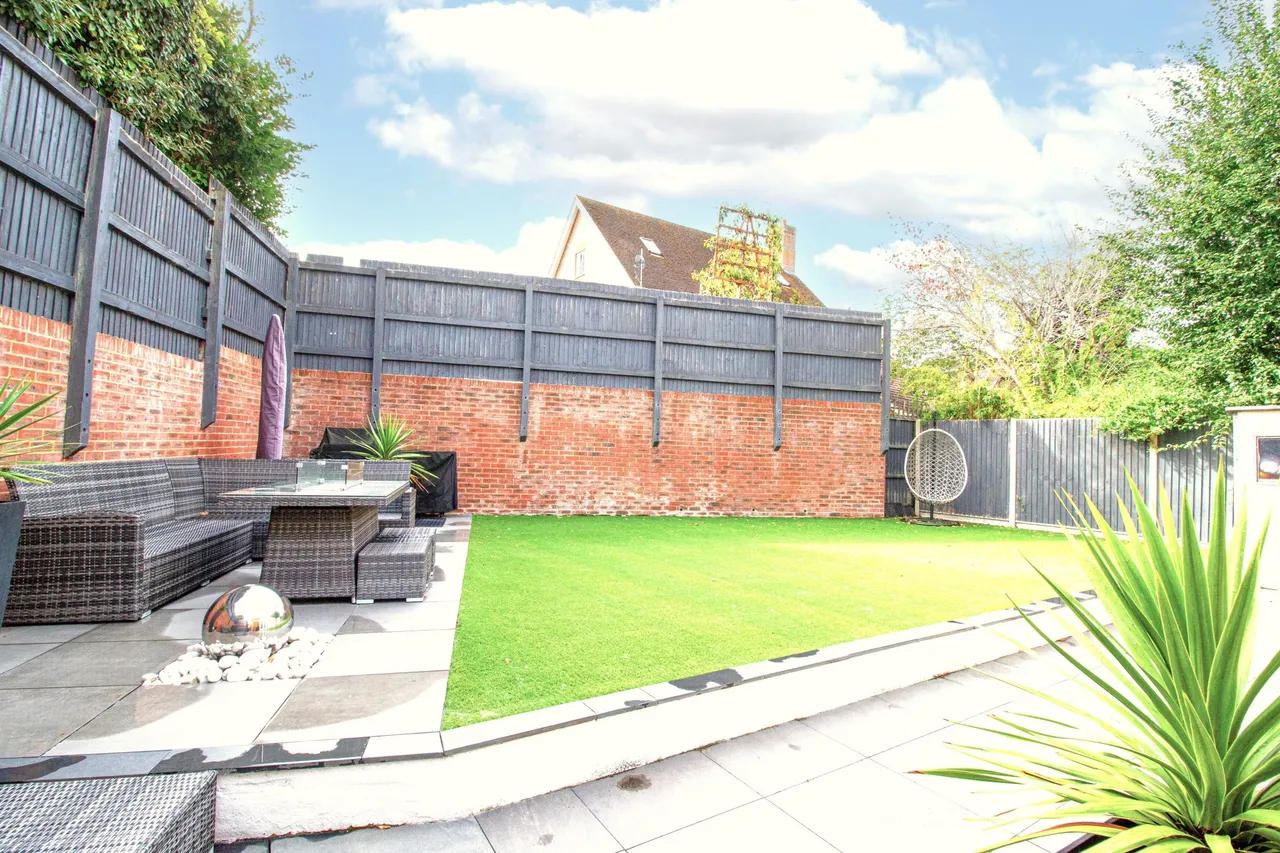 Kingsley Square, Fleet, GU51 1AH, photo 28