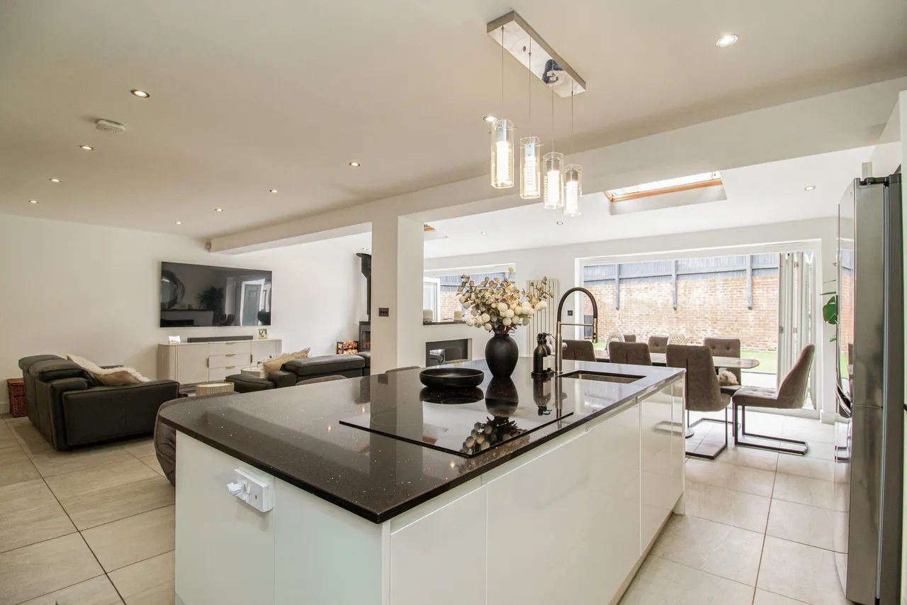 Kingsley Square, Fleet, GU51 1AH, photo 7