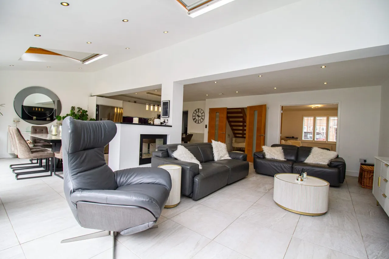Kingsley Square, Fleet, GU51 1AH, photo 14