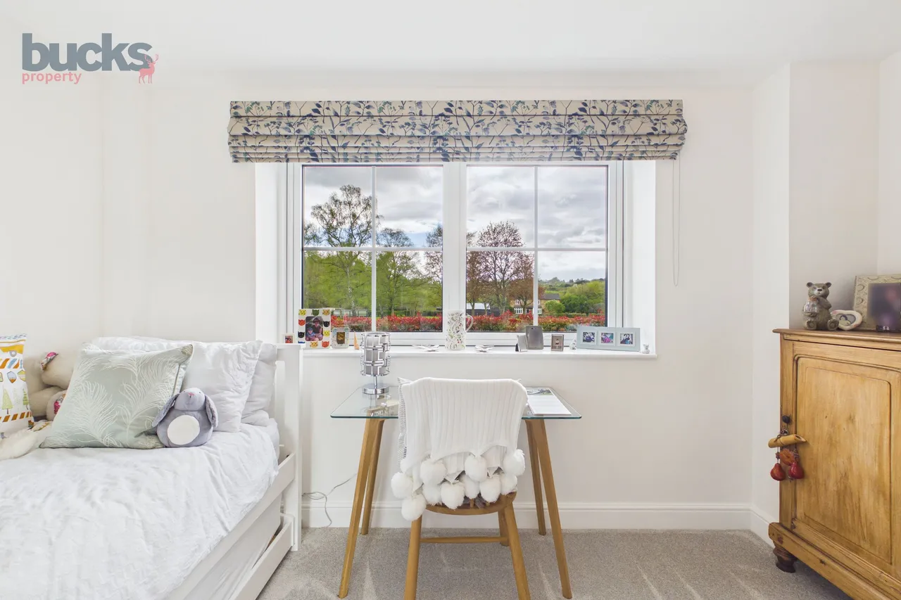 Wycombe Road, Saunderton, HP14, photo 8