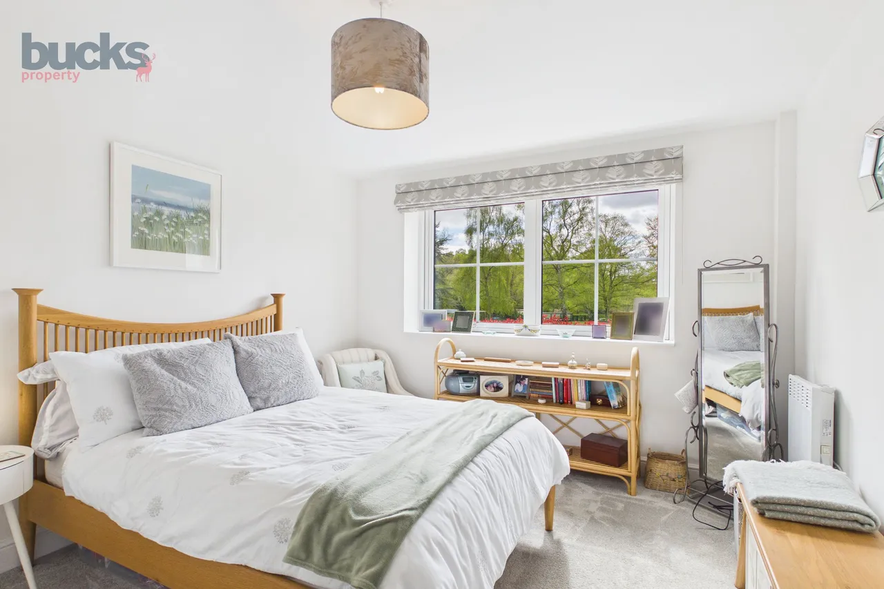 Wycombe Road, Saunderton, HP14, photo 11