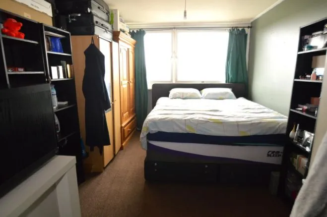 Nightingale Vale, London, photo 8
