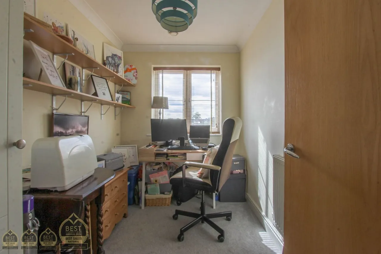 Brookbank Close, Cheltenham, GL50, photo 9