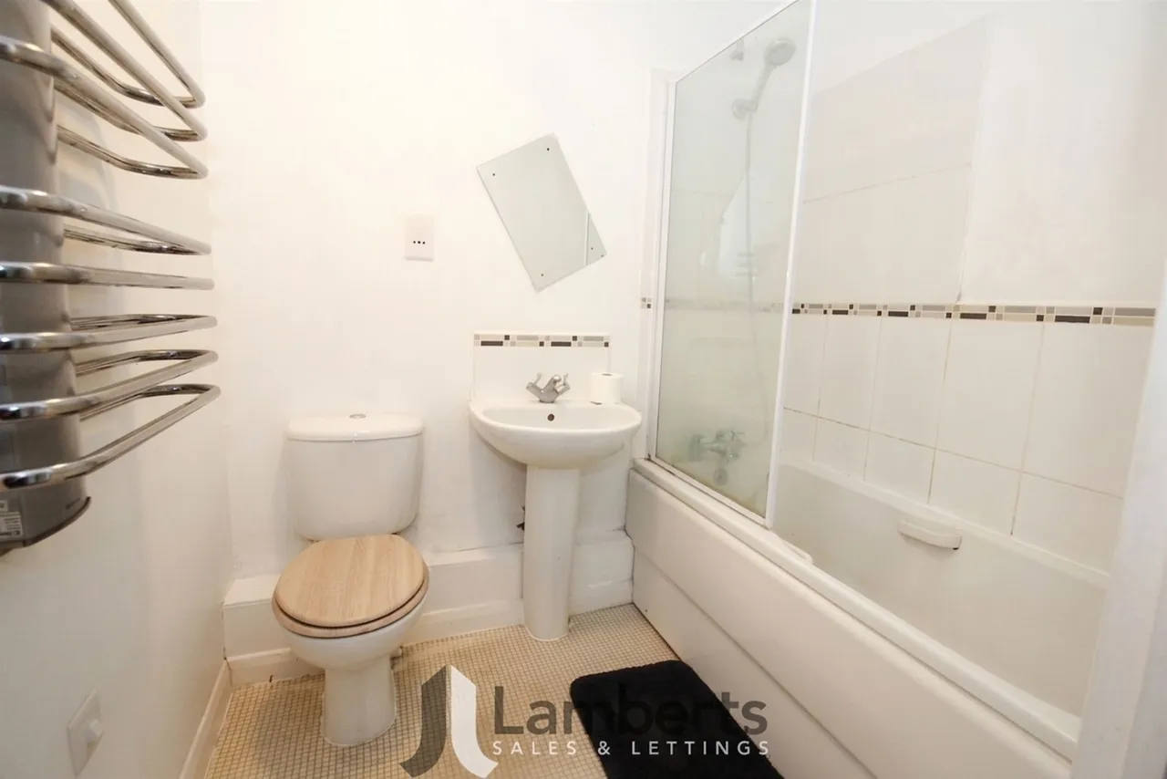 94 Gloucester Close, Redditch, photo 10