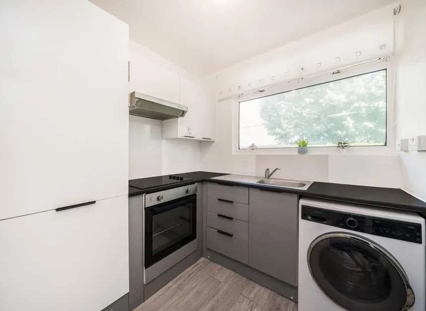 Stevens Avenue, Homerton, E9, photo 6