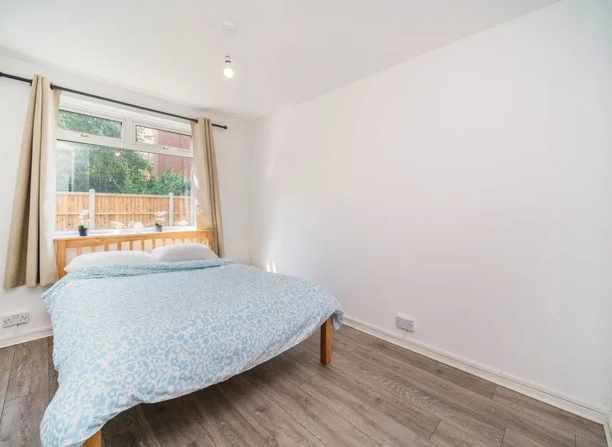 Stevens Avenue, Homerton, E9, photo 8