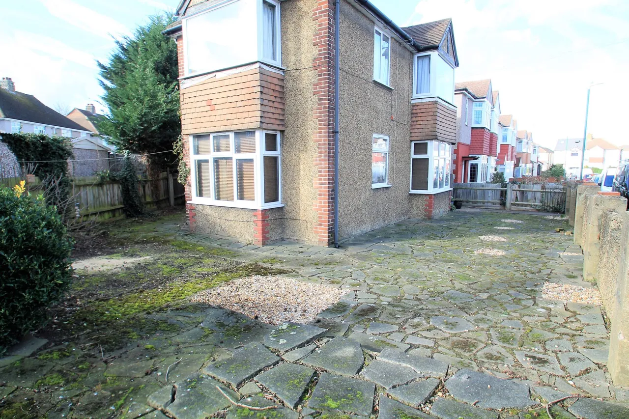 Marina Drive, Dartford, photo 10