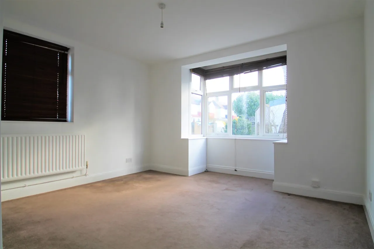 Marina Drive, Dartford, photo 4