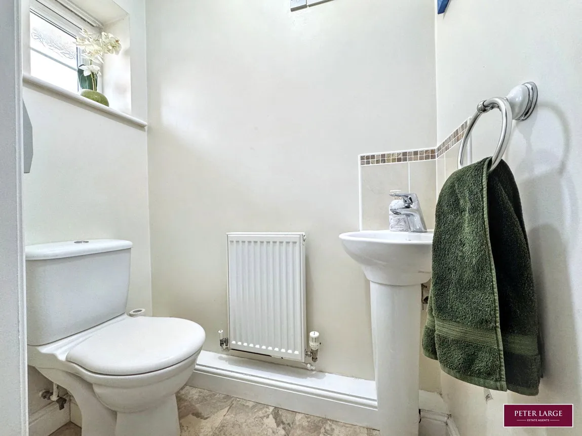 Ffordd Aberkinsey, Rhyl, Denbighshire, LL18 4FB, photo 14