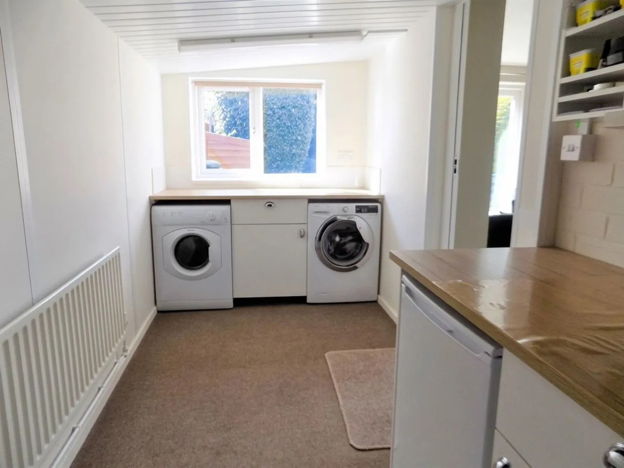 Chapel Street, Bottesford, NG13, photo 12