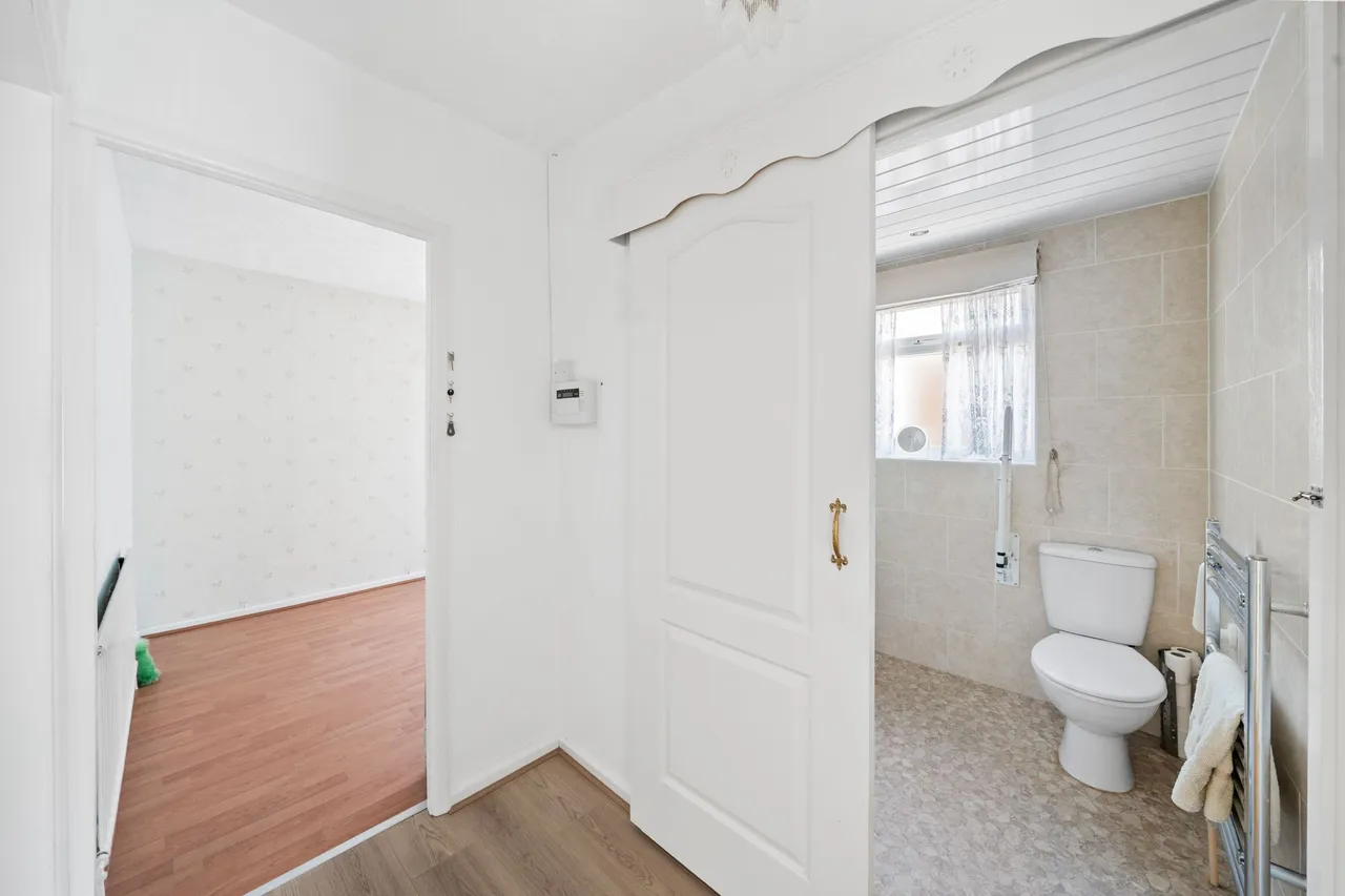 Burnham Grove, Wigan, Wigan, WN2 1AG, photo 12