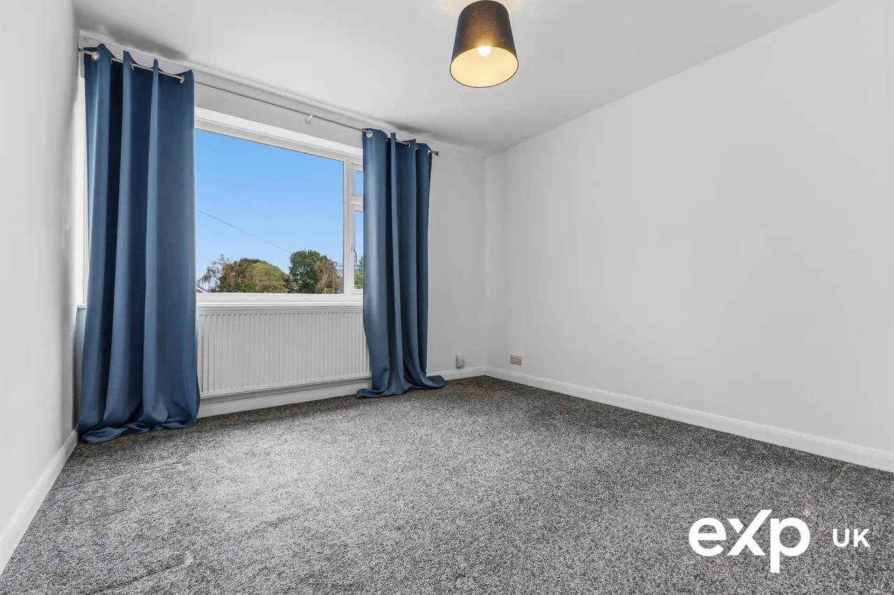 Cheriton Drive, Ravenshead, photo 23