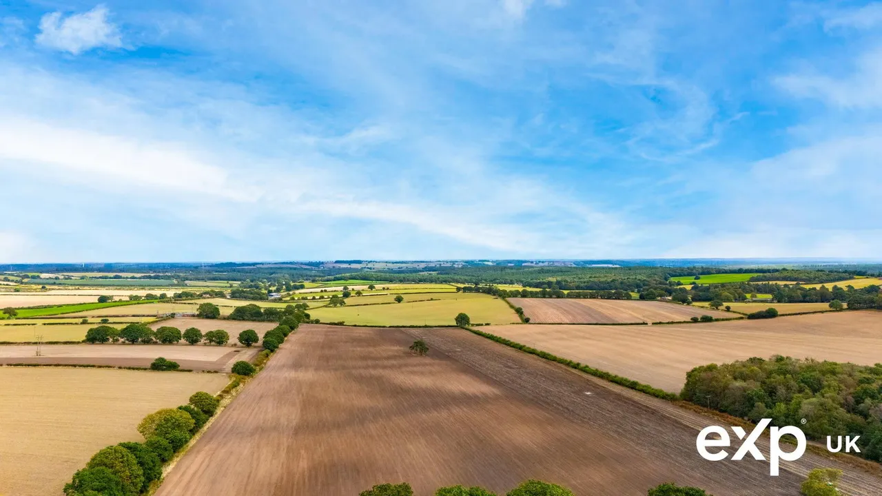Cheriton Drive, Ravenshead, photo 32