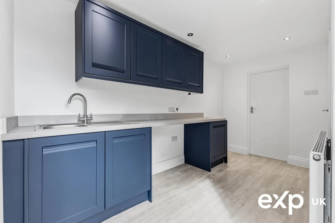 Cheriton Drive, Ravenshead, photo 14