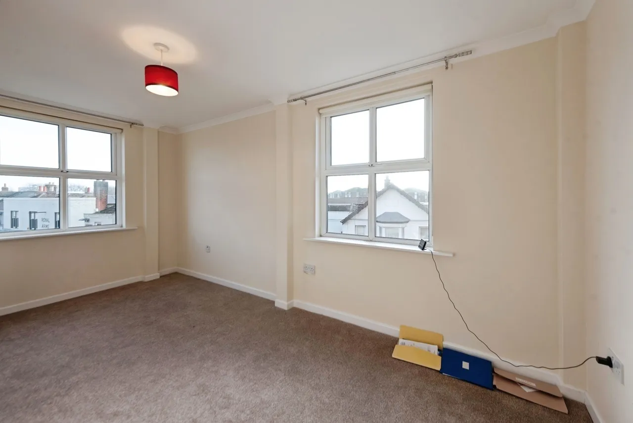 Stoke Road, Gosport, PO12, photo 10