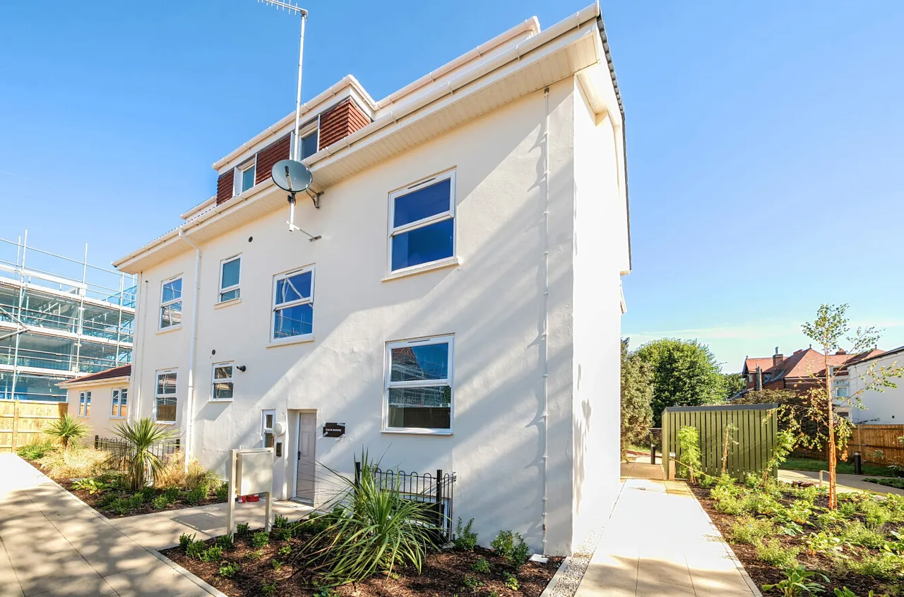 Juniper Gardens, Southsea, PO5, photo 11