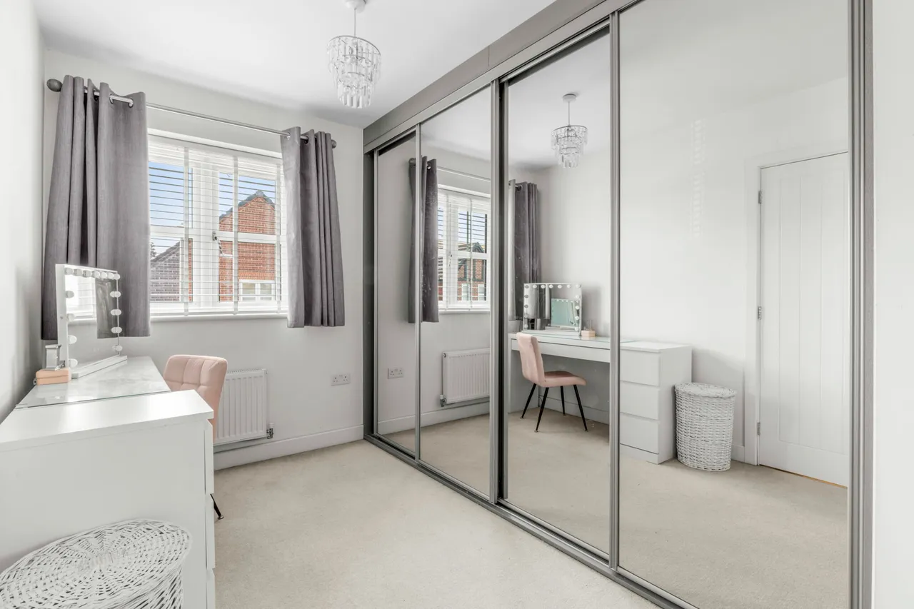 Lennon Way, Aylesbury, HP21, photo 10