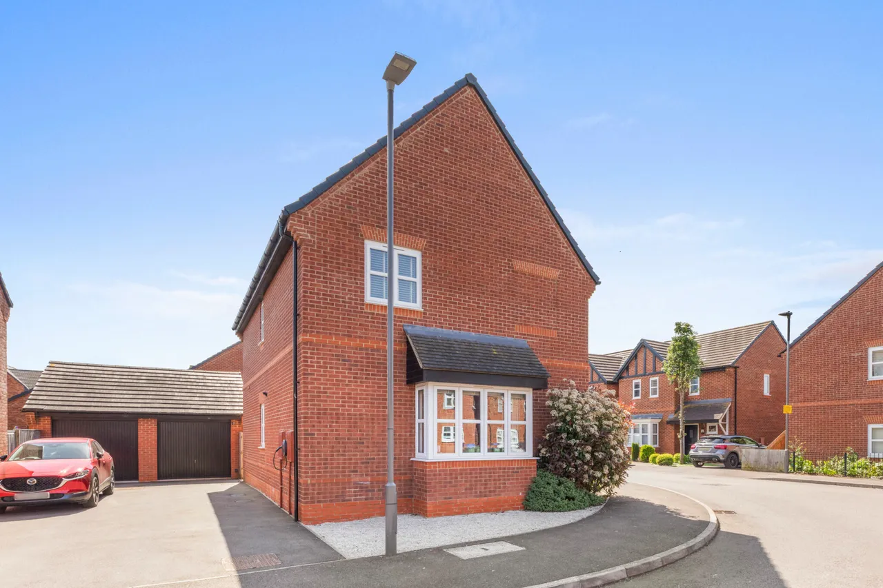 Lennon Way, Aylesbury, HP21, photo 17