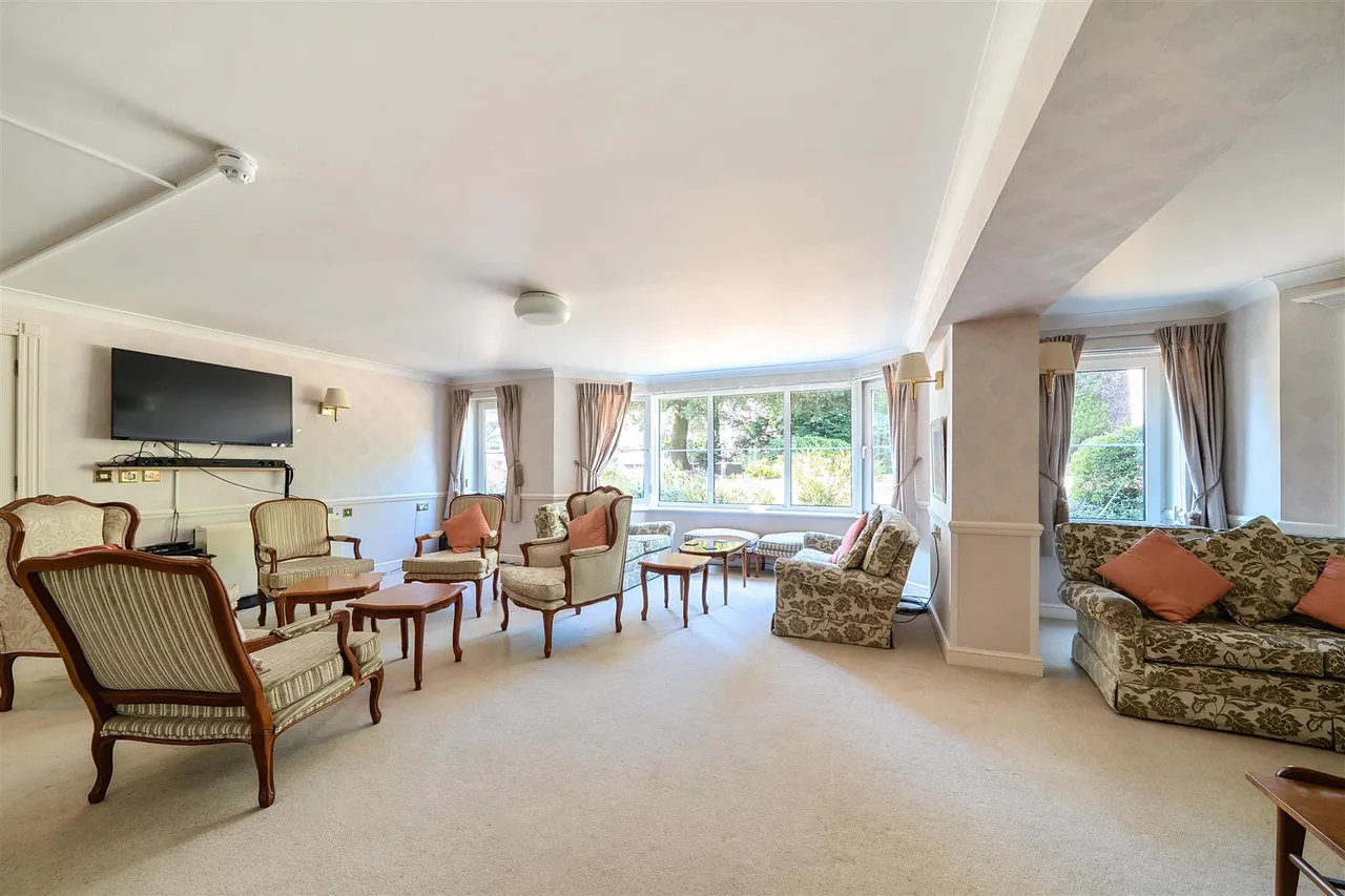 Poole Road, Bournemouth, BH2, photo 14