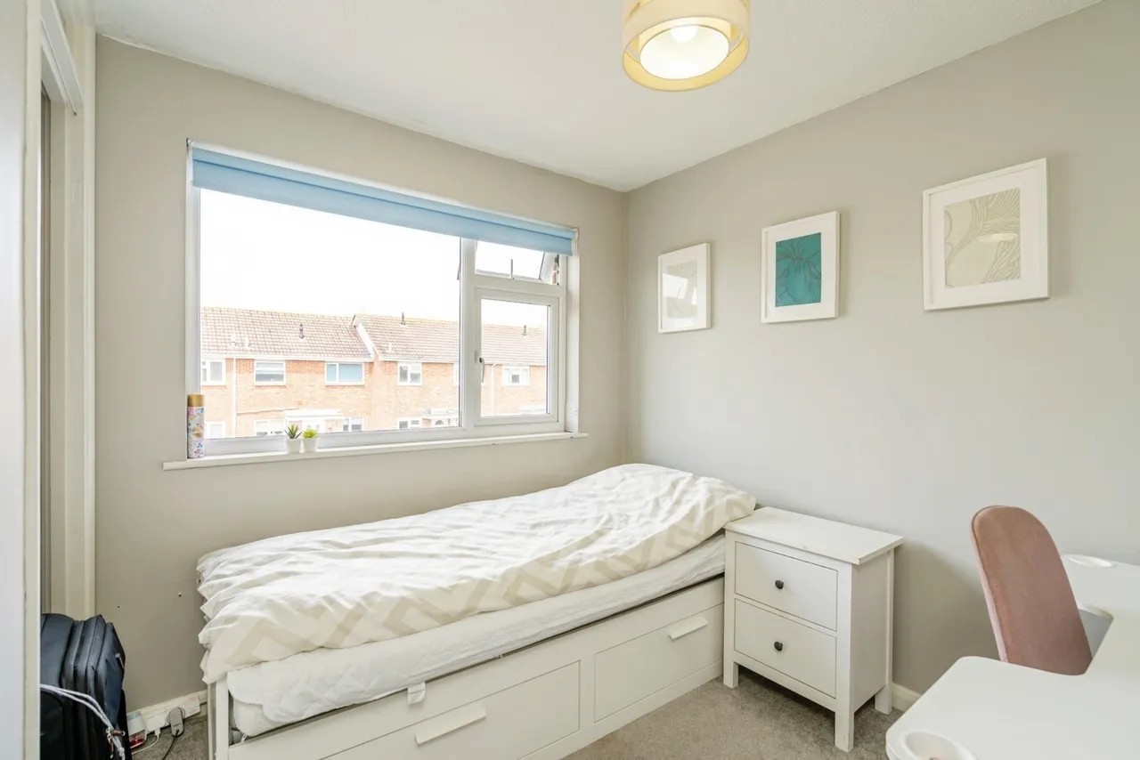 Charles Avenue, Chichester, PO19, photo 7