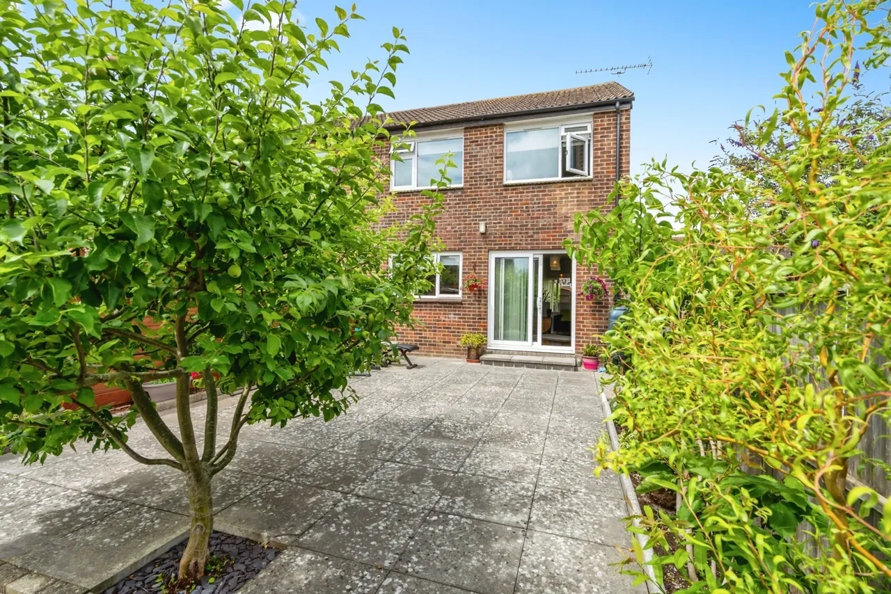 Charles Avenue, Chichester, PO19, photo 5