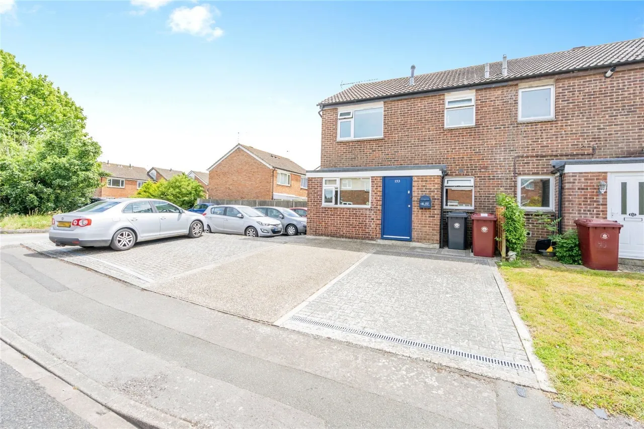4 bed house for sale, Charles Avenue, Chichester, PO19