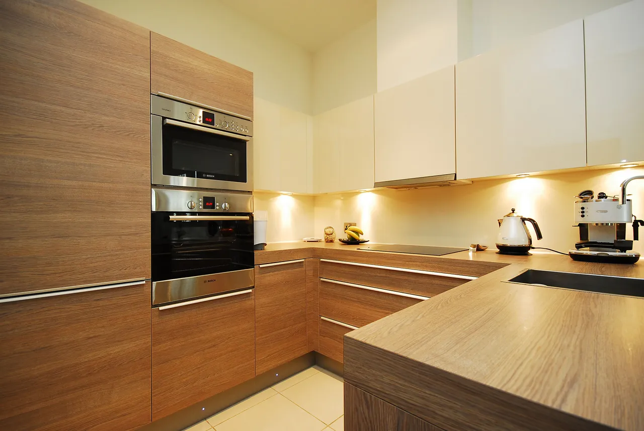 351 Bromyard House, Bromyard Avenue, London, photo 5