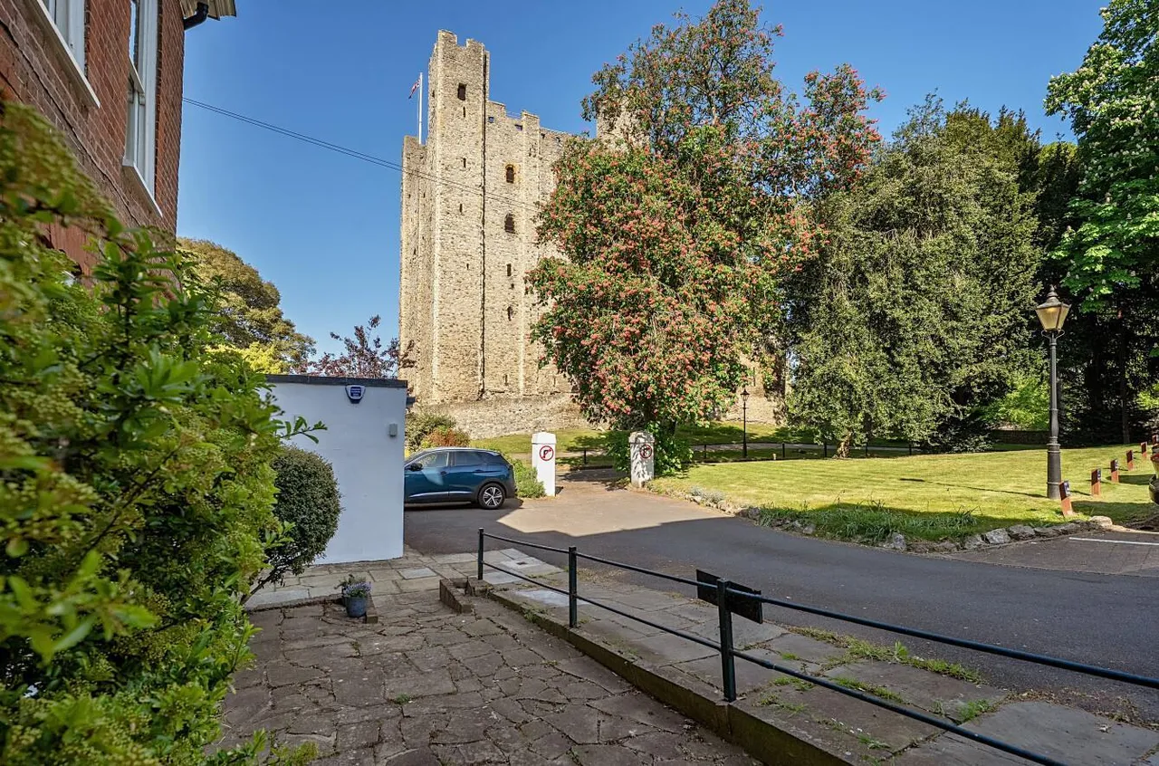 Period Residence, Castle Views, photo 30