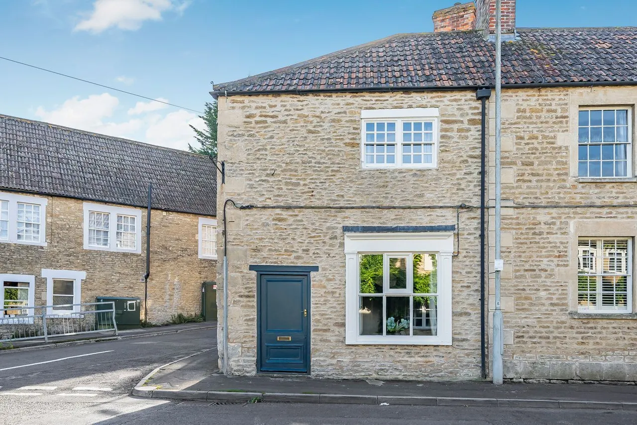 1 bed character property for sale, Frome Road, Beckington, BA11