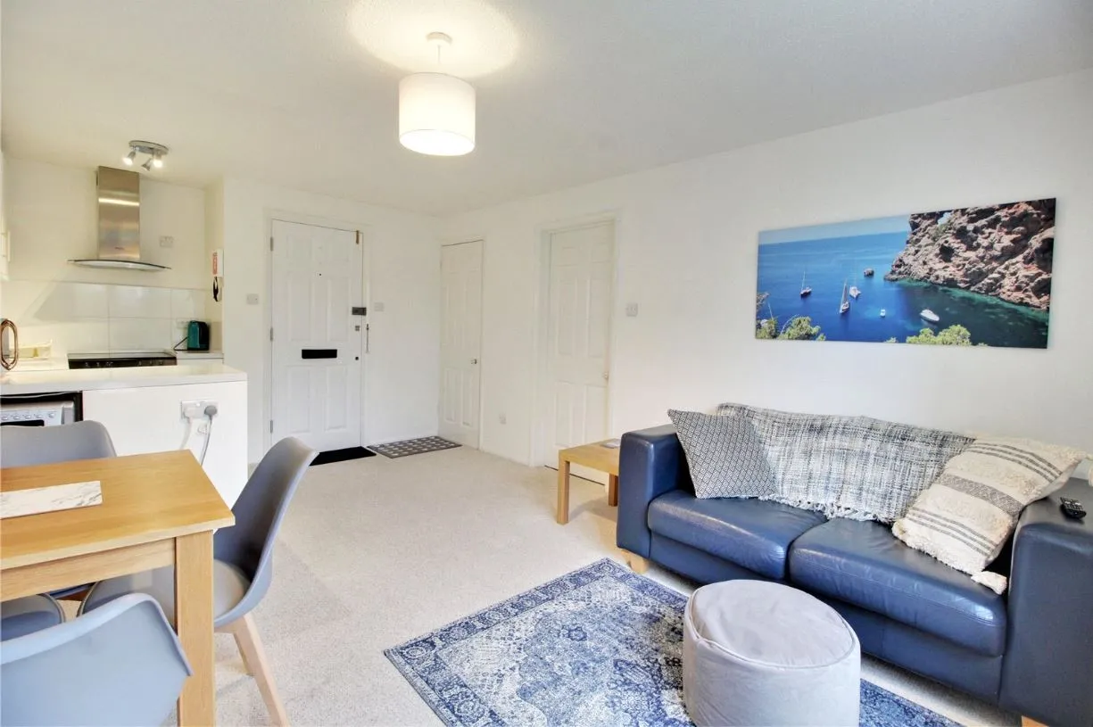 Swan Way, Church Crookham, GU51, photo 4