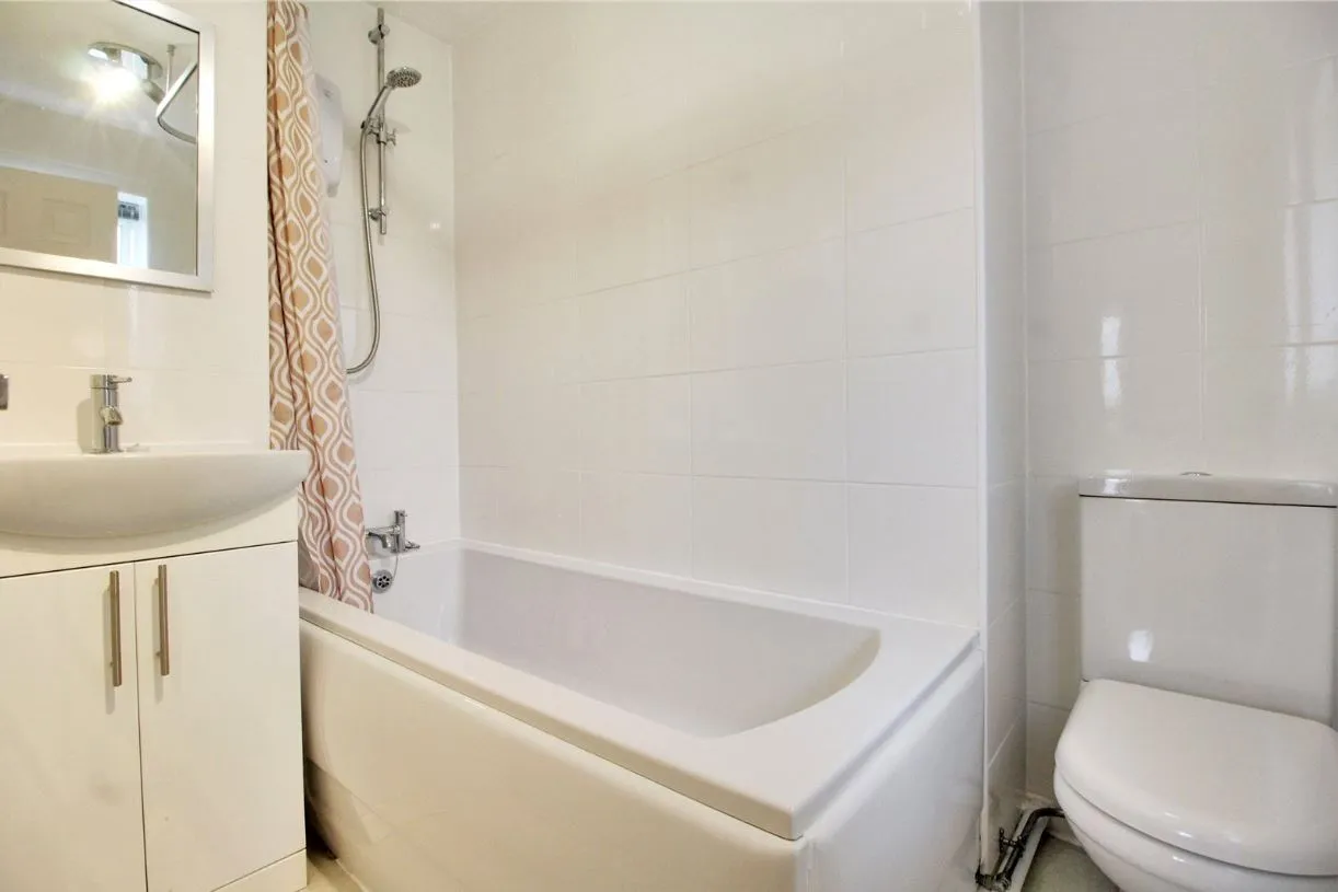 Swan Way, Church Crookham, GU51, photo 7