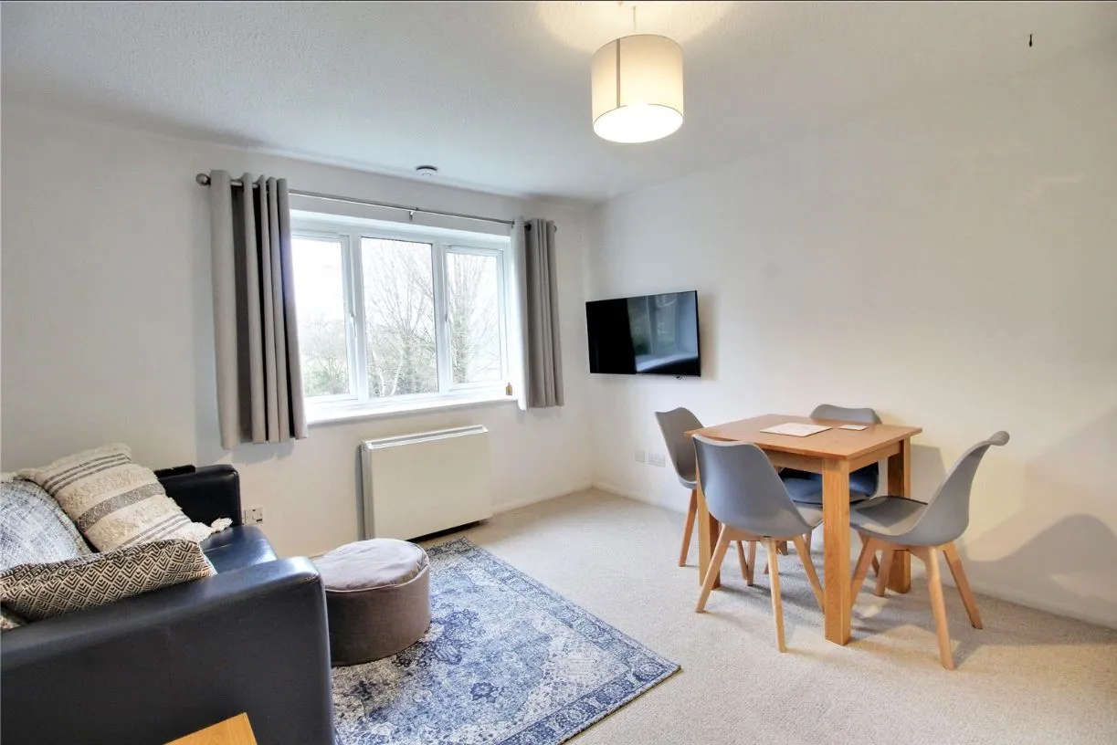 Swan Way, Church Crookham, GU51, photo 5