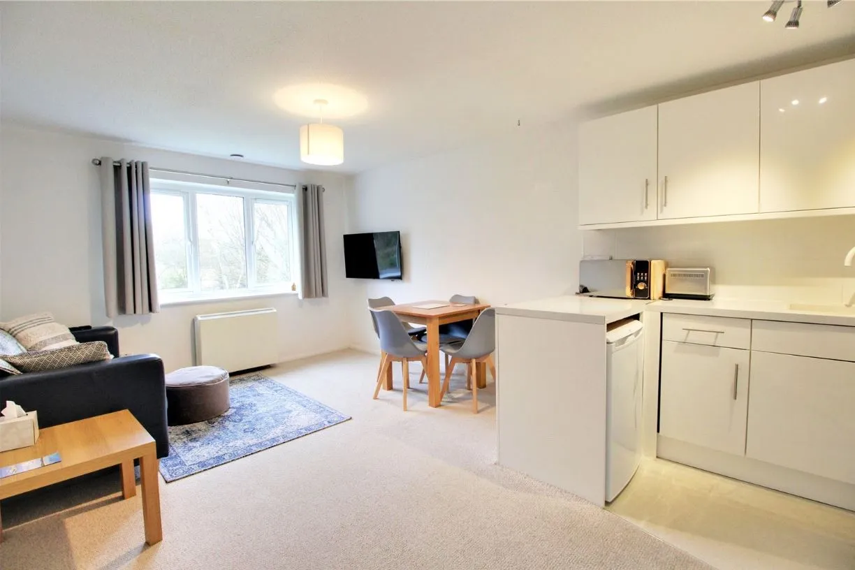 Swan Way, Church Crookham, GU51, photo 3