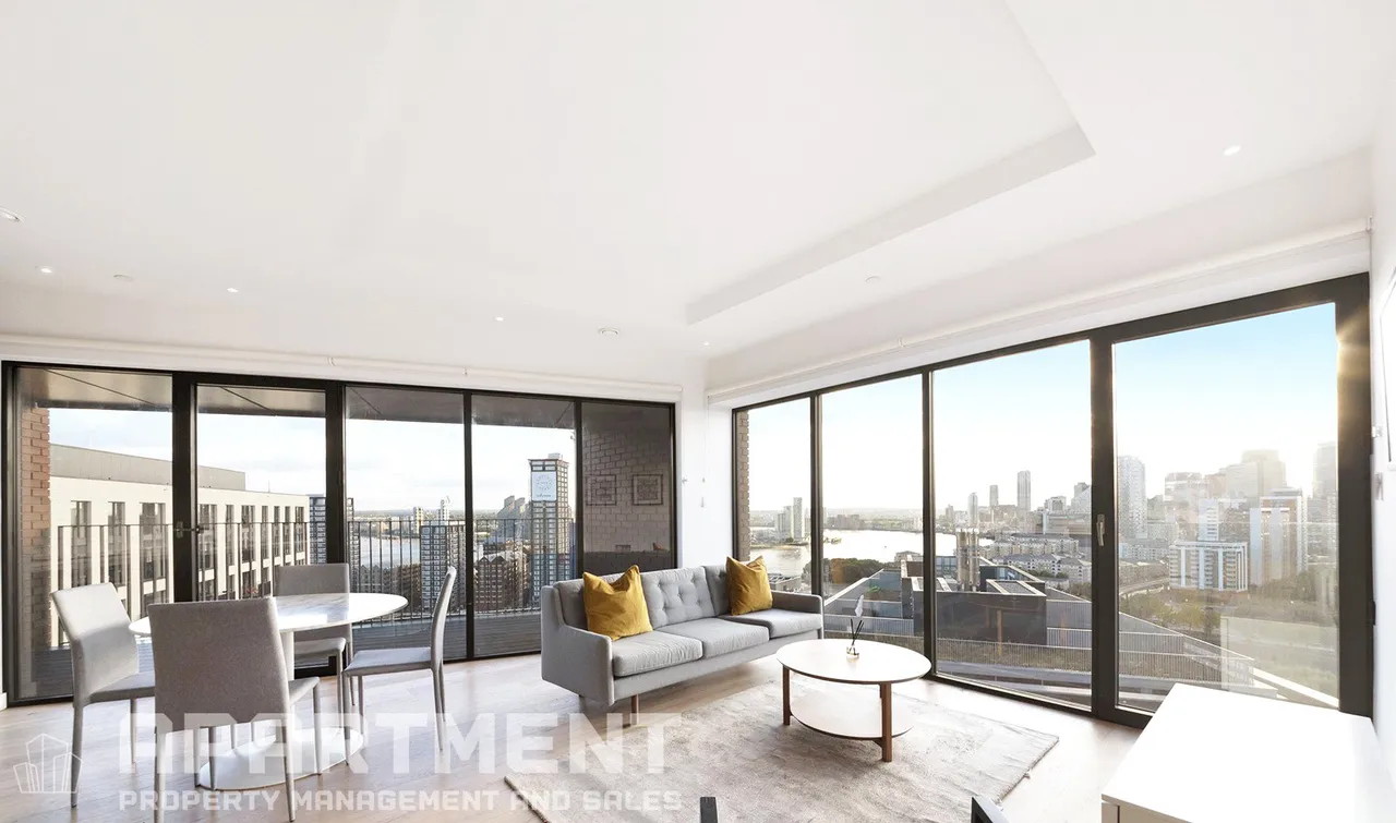 2 bed flat to rent, Hope Street, London, E14