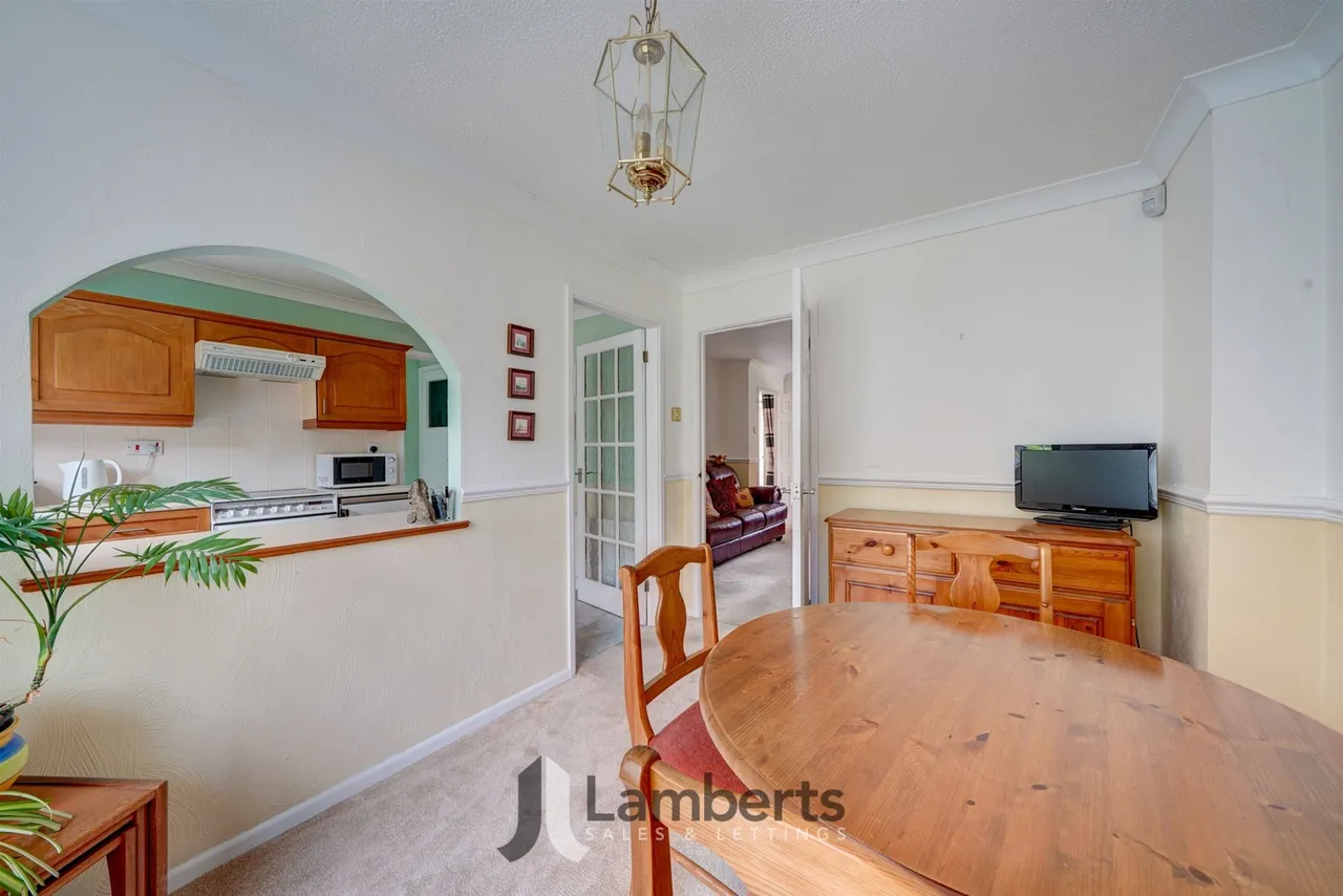 23 Lineholt Close, Redditch, photo 6