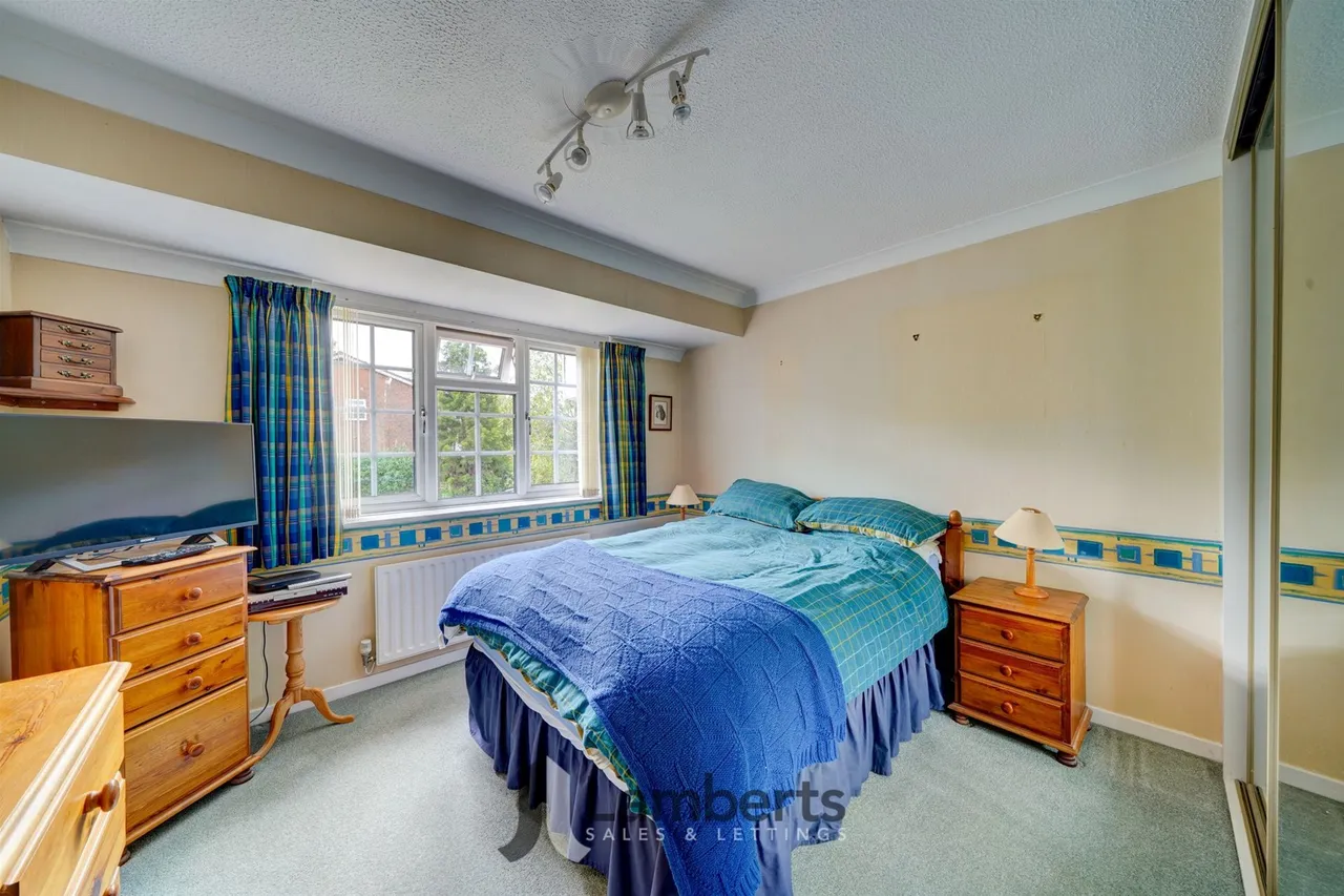 23 Lineholt Close, Redditch, photo 10